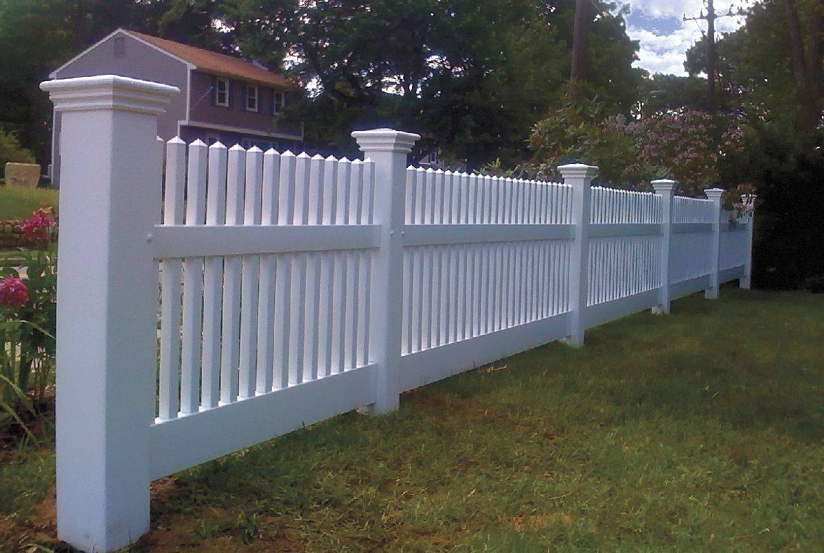 Arrow Fence - Vinyl Fences - Marlborough MA